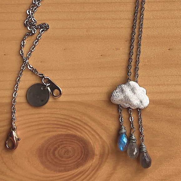 Jewelry - Labradorite 🌧 necklace